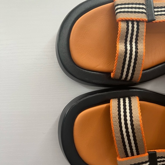 Burberry Icon Striped Sandals Woman’s Size 41 - Picture 3 of 5